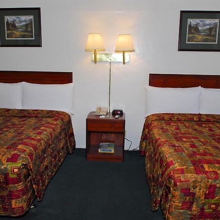 Stone Inn Extended Stay U Of A Tucson Bagian luar foto