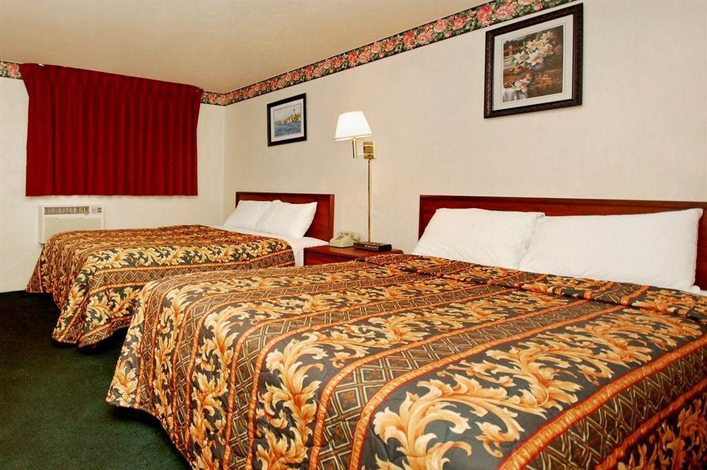 Stone Inn Extended Stay U Of A Tucson Bagian luar foto