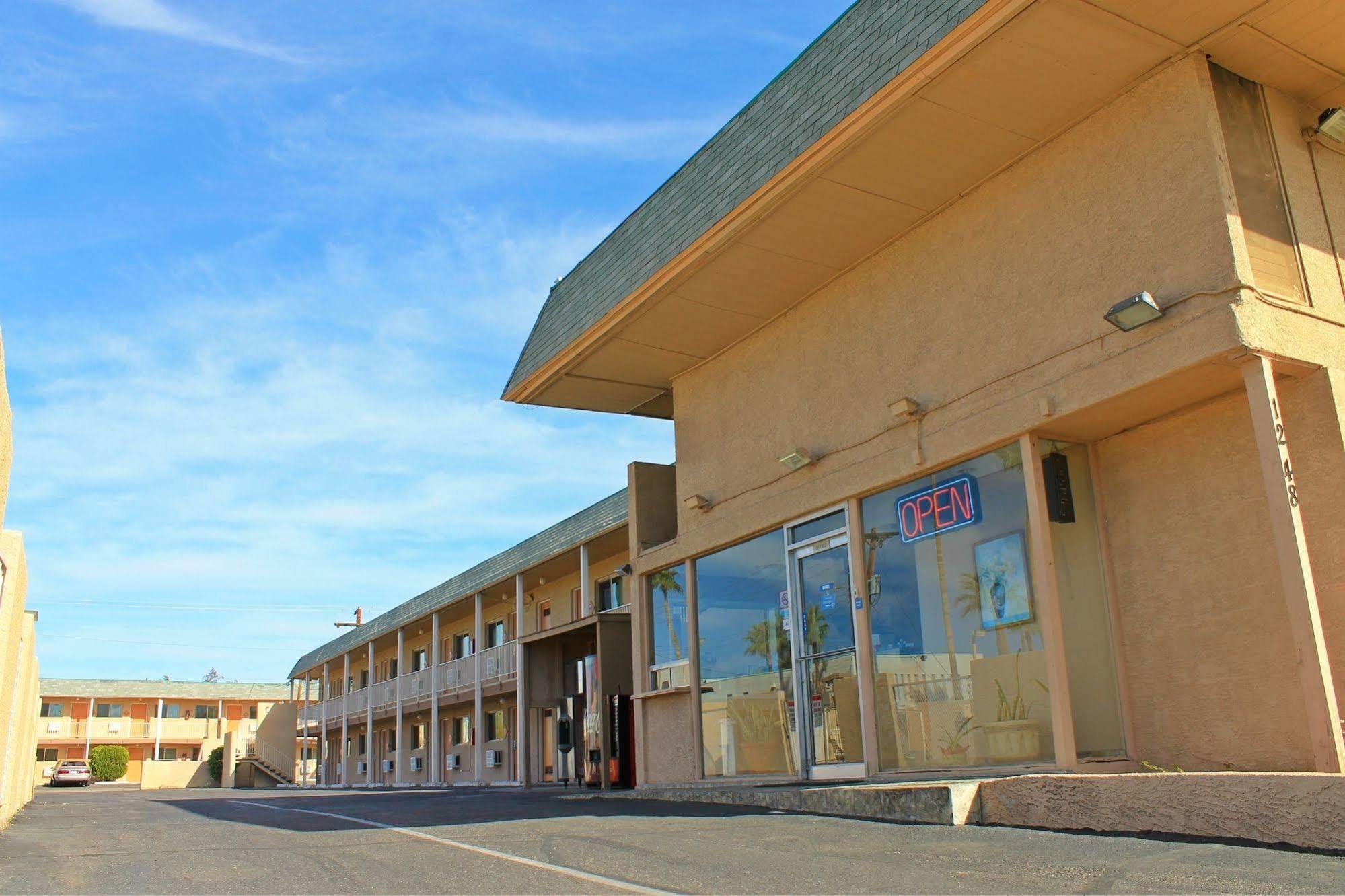 Stone Inn Extended Stay U Of A Tucson Bagian luar foto